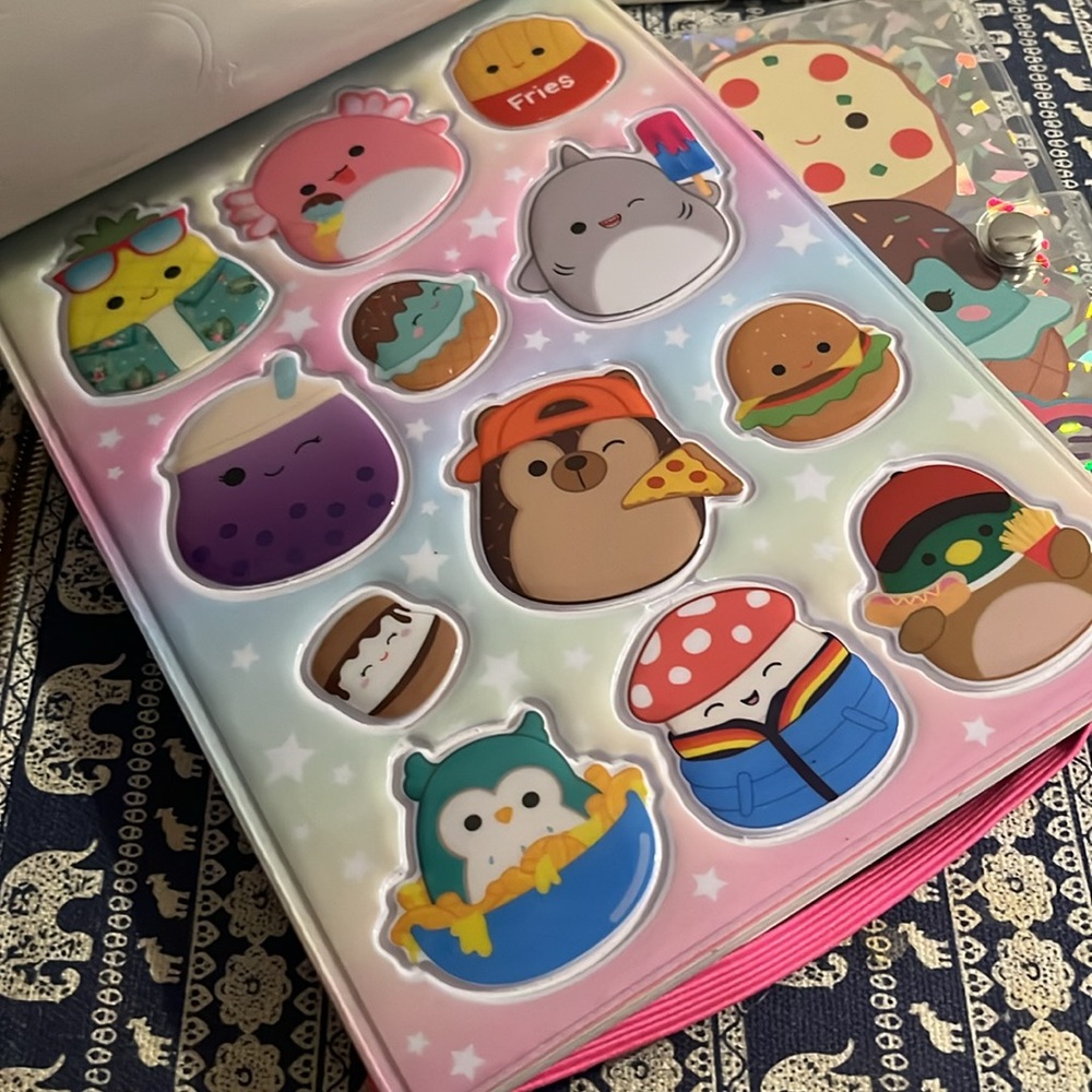 Squishmallows | Sticker and Mini Notebook Bundle - Picture 6 of 11